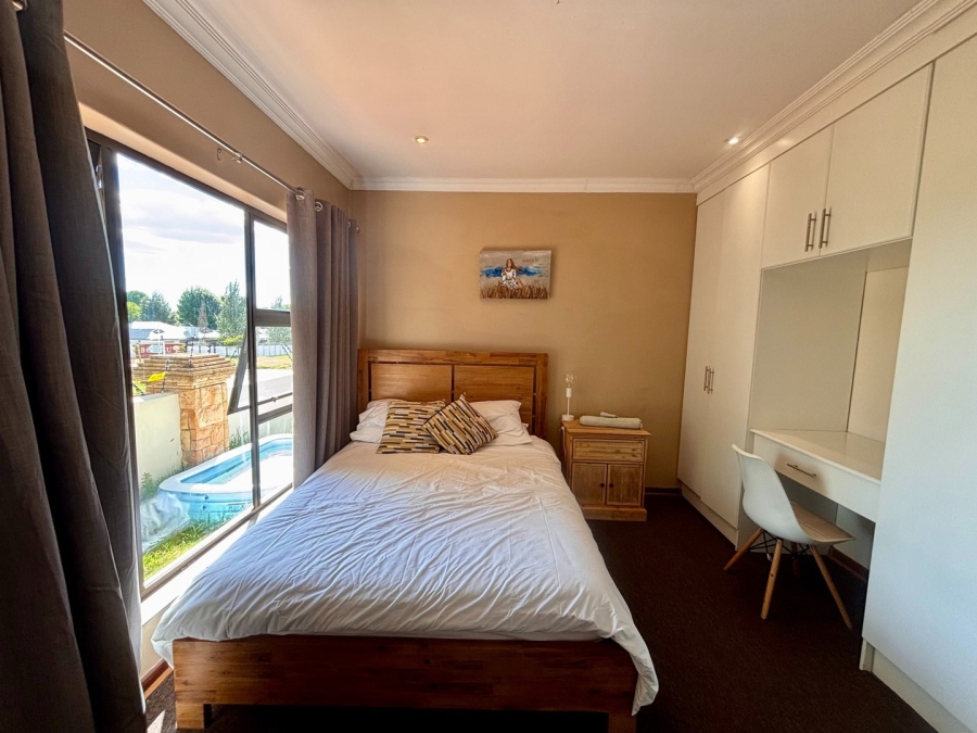 3 Bedroom Property for Sale in Wilkoppies North West